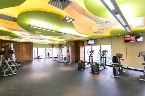Knightsbridge Residences *