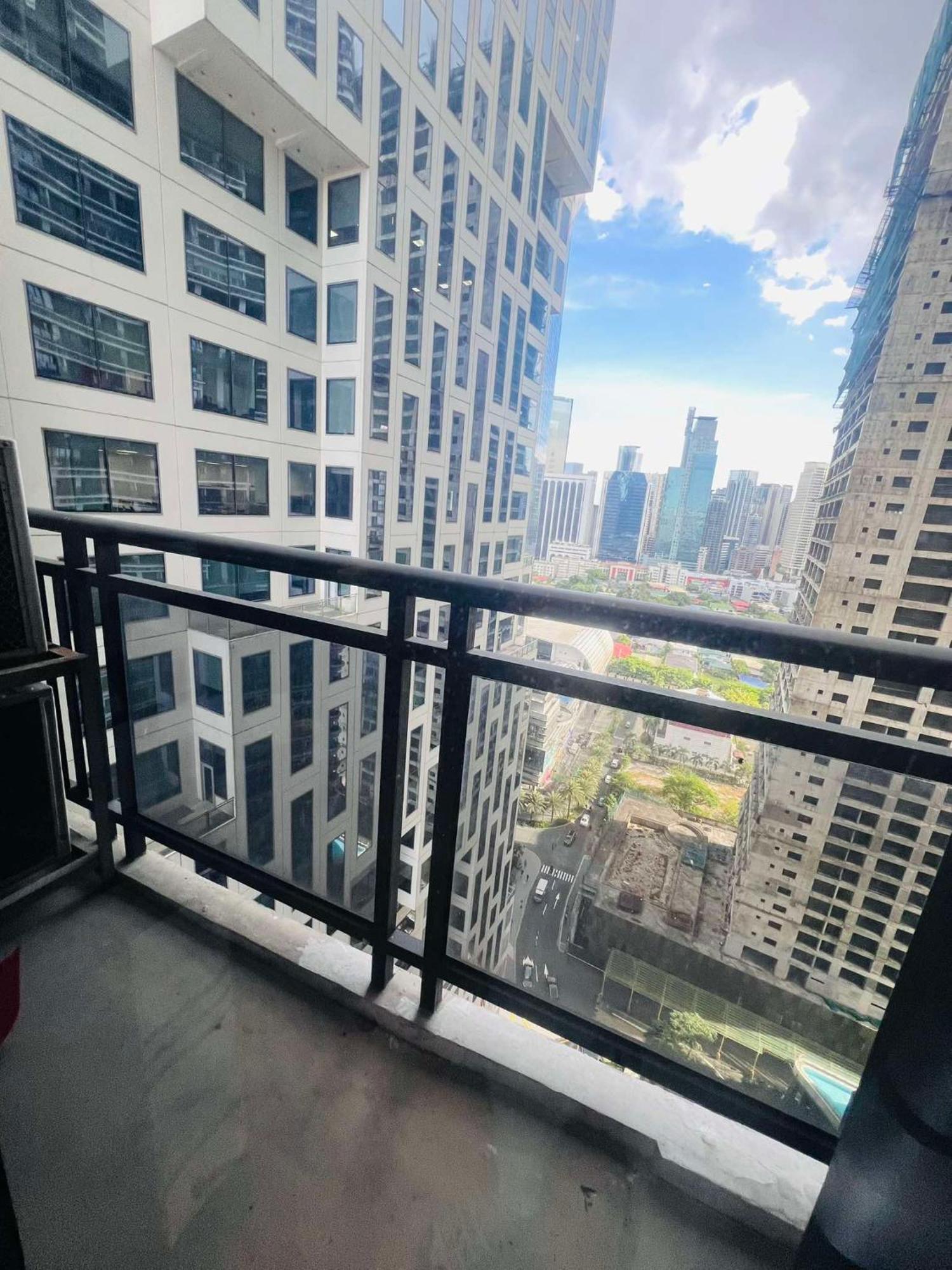 Knightsbridge Residences